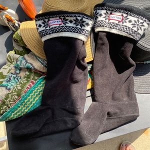 Hunter boots liners. So comfortable. Size 9